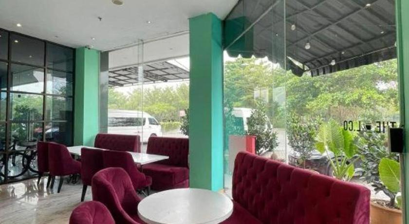 The Crew Hotel Kualanamu International Airport Medan Exterior photo